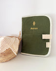 Protège-carnet-de-santé-vert-personnalisable-milinane