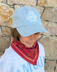 casquette-pour-enfant-bleu-en-denim-the-family-club-milinane