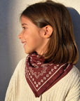 foulard-oscar-adulte-enfant-bebe-grenat-bordeaux-bandana-paisley-coton-motif-porte-milinane
