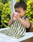 grand-bavoir-pour-bebe-et-enfant-en-coton-rayure-verte-coeur-violet-milinane
