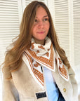 grand-foulard-motif-tigre-en-coton-milinane