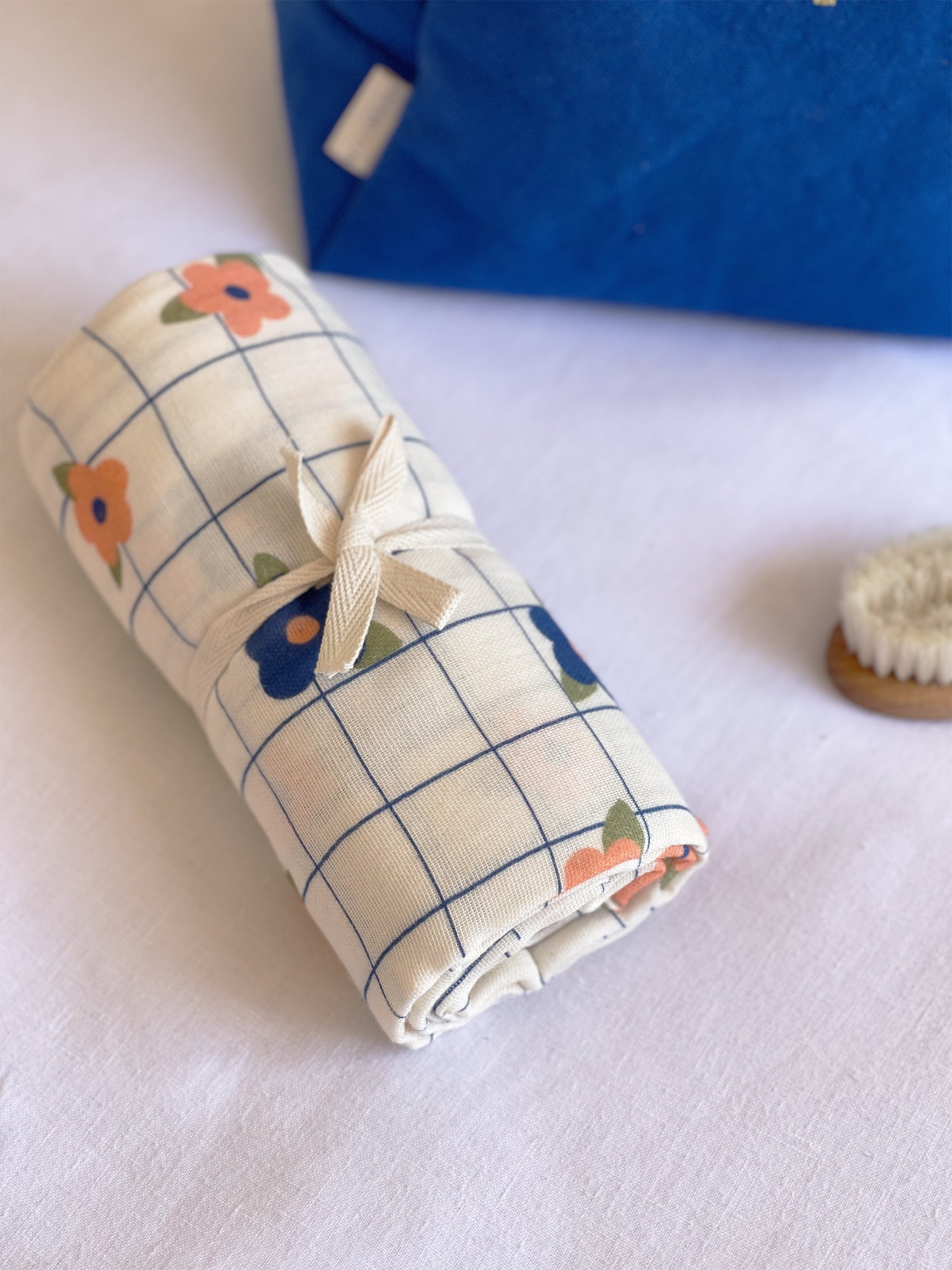 Luxury Swaddle - Marcysia main image 0