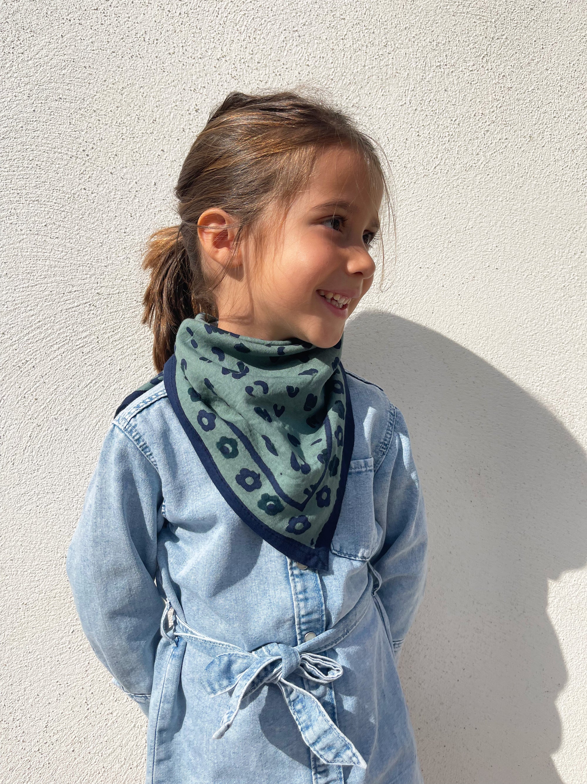 petit-foulard-motif-graou-bleu-vert-enfant-milinane