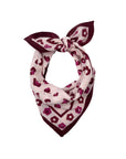 petit-foulard-oscar-50-par-50-enfant-adulte-graou-milk-rose-leopard-milinane