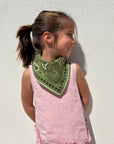 petit-foulard-oscar-enfant-50-par-50-bandana-kaki-motif-paisley-block-print-milinane