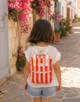petit-sac-a-dos-noe-a-motif-rayures-coeurs-orange-rose-lollipop-enfant-maternelle-ambiance-milinane