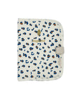 protege-carnet-de-sante-bebe-motif-leopard-personnalise-milinane