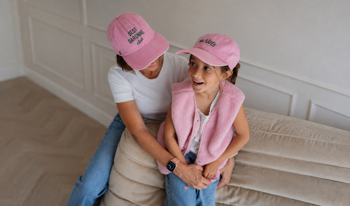 Looks parent-enfant : comment assortir ses accessoires avec style ?