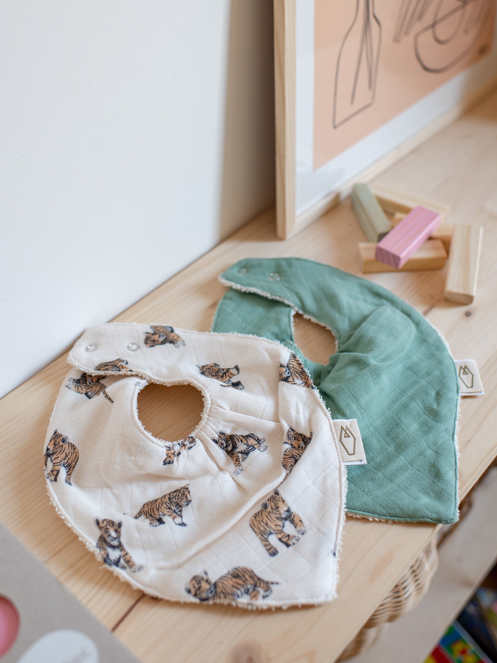 bavoir bandana bébé tigre