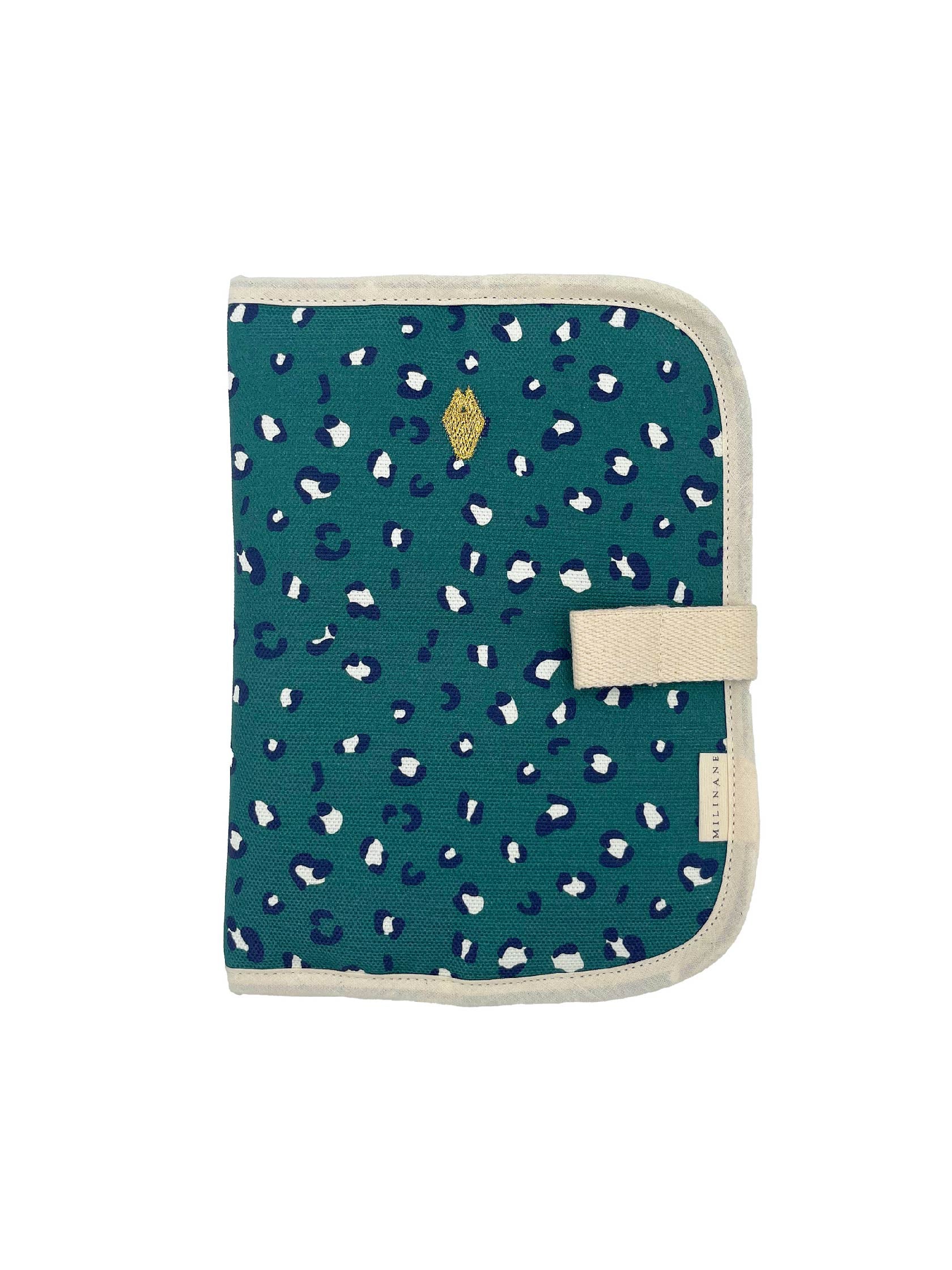 protege-carnet-de-sante-milinane-leopard-bleu