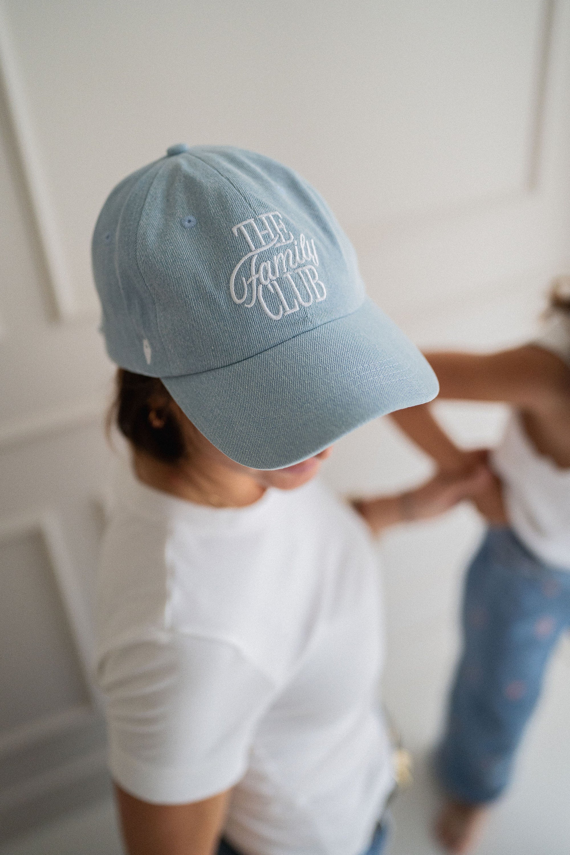 casquette-dad-cap-adulte-femme-colette-denim-the-family-club-delavee-bleu-ajustable-milinane