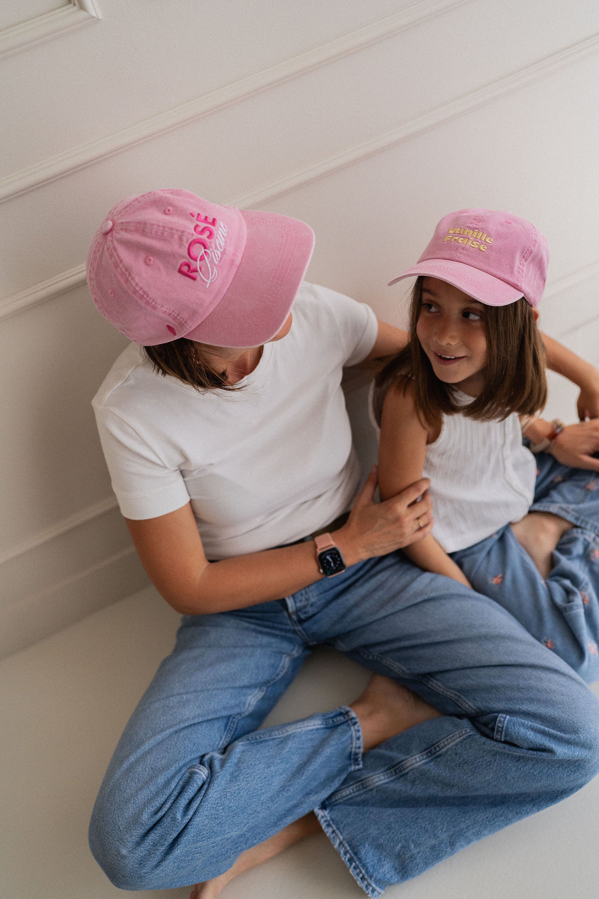 casquette-matchy-matchy-rose-pour-maman-enfant-rose-piscine-milinane