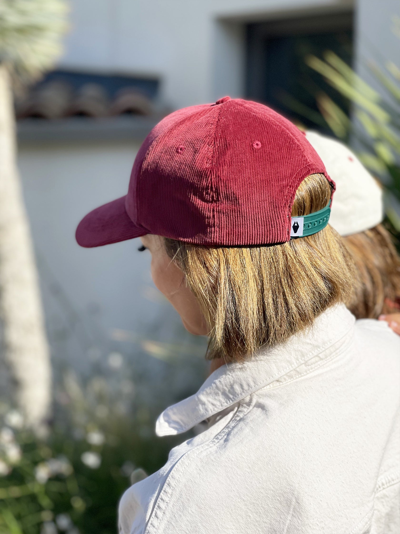 casquette d&#39;hiver en velours rouge pour femme milinane