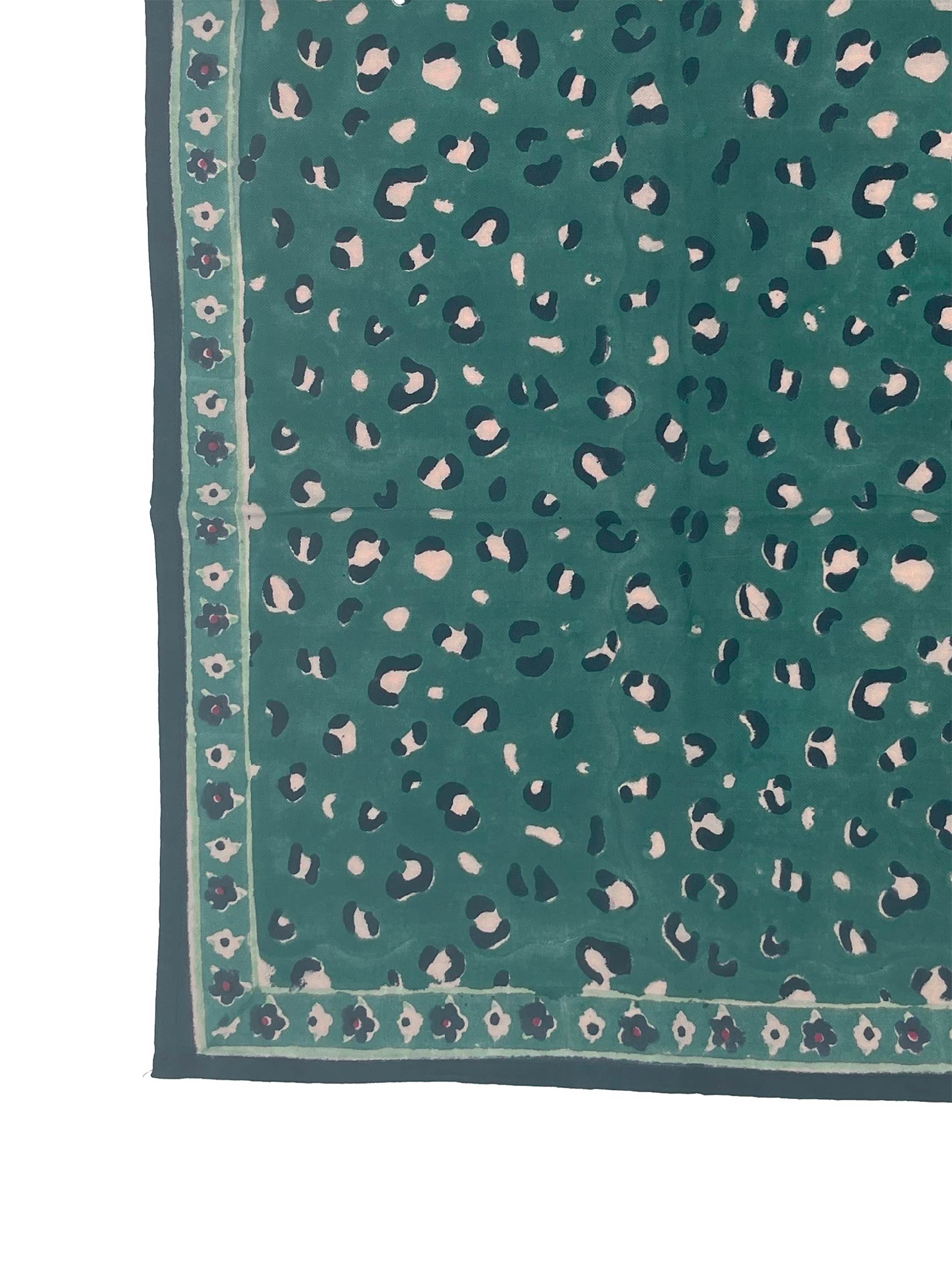 grand-petit-foulard-bleu-vert-bleu-marine-leopard-fleurs-milinane