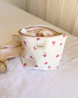 grande-trousse-de-toilette-jeannette-sweetheart-coeurs-rayures-rose-blanc-fuschia-adulte-enfant-maman-ambiance-milinane