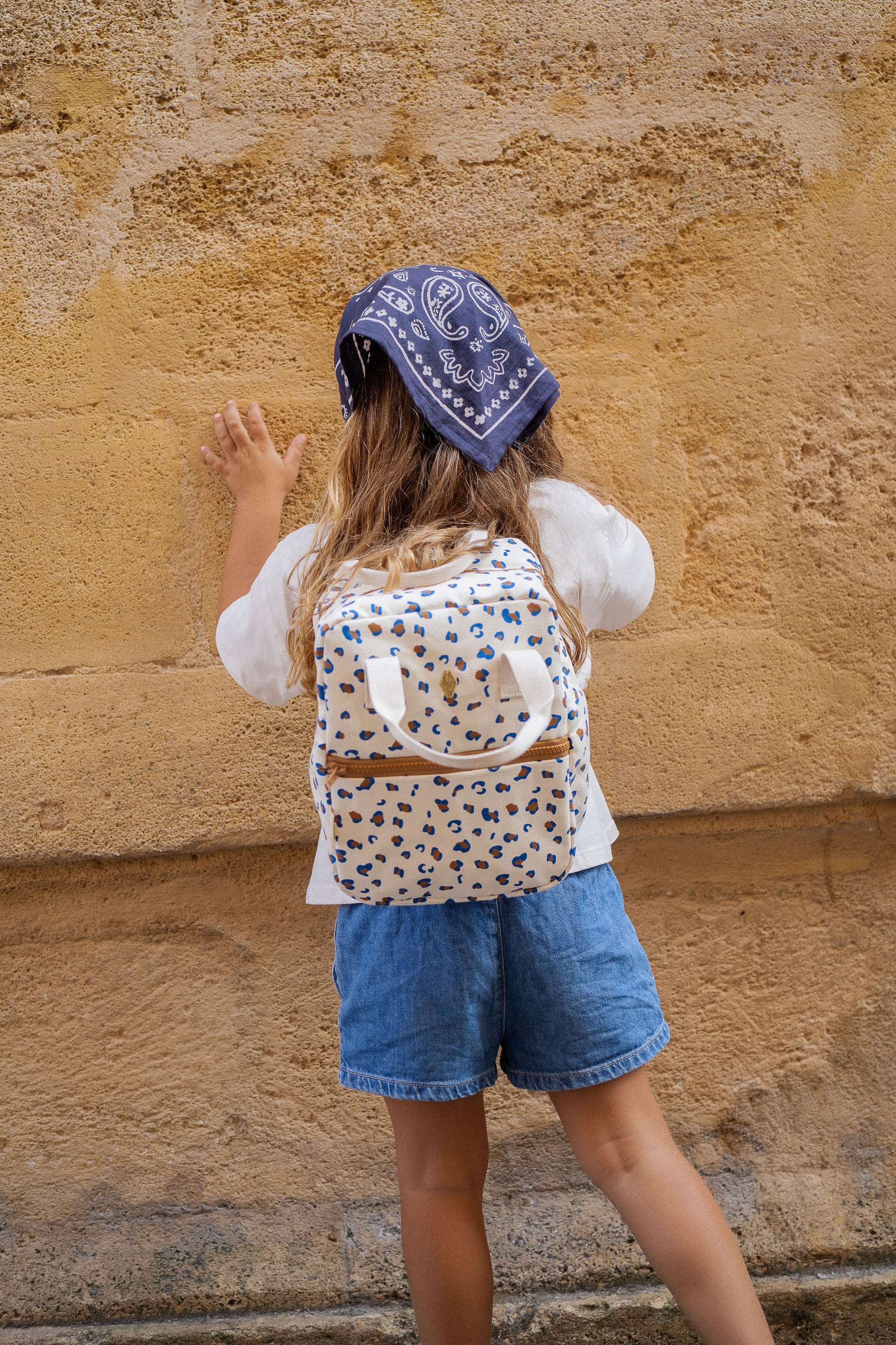petit-foulard-bandana-bleu-navy-blue-motif-pesley-pour-enfant-et-femme-milinane