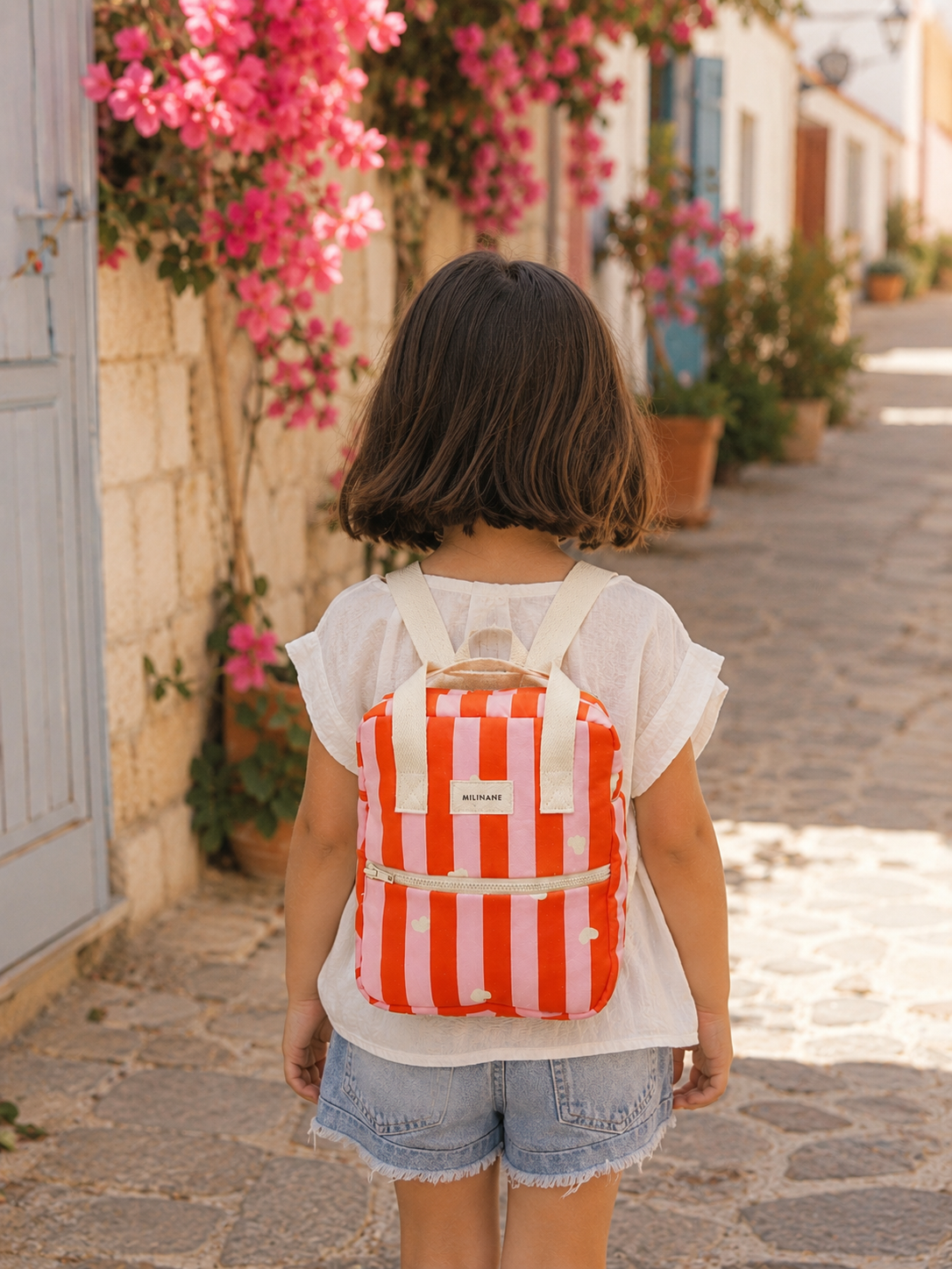 petit-sac-a-dos-noe-a-motif-rayures-coeurs-orange-rose-lollipop-enfant-maternelle-ambiance-milinane