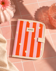 protege-carnet-de-sante-edgar-bebe-puriculture-naissance-cadeau-rayures-coeurs-rose-orange-lollipop-ambiance-milinane