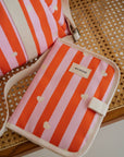 protege-carnet-de-sante-milinane-pour-bebe-motif-lollipop-rayure-orange-et-rose-coeur-blanc