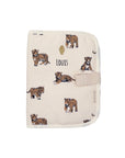 protege-carnet-de-sante-motif-tigre-pour-bebe-personnalisable-avec-prenom-milinane