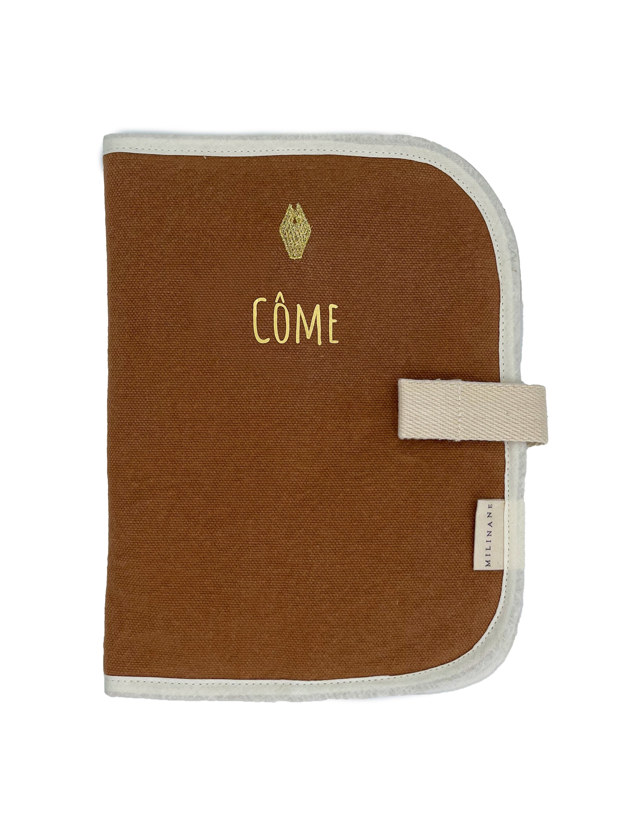 protege-carnet-de-sante-personnalisable-avec-prenom-couleur-camel-milinane