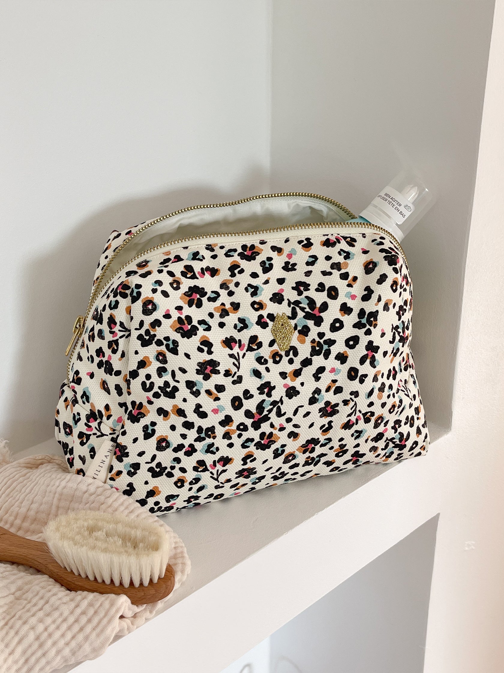 trousse de toilette bébé fleurie milinane