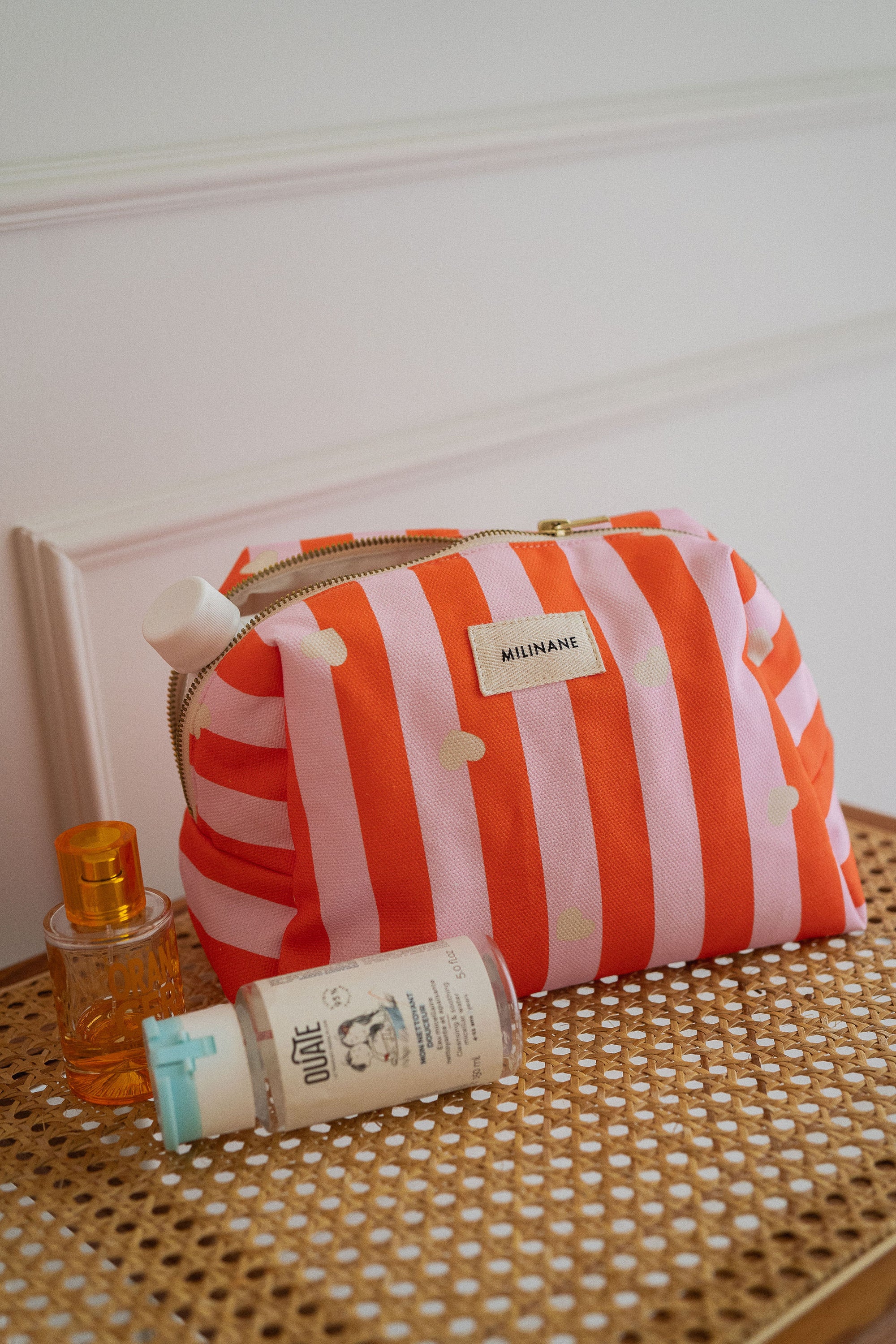trousse-de-toilette-pour-femme-enfant-et-bebe-motif-lollipop-rayure-orange-et-rose-milinane